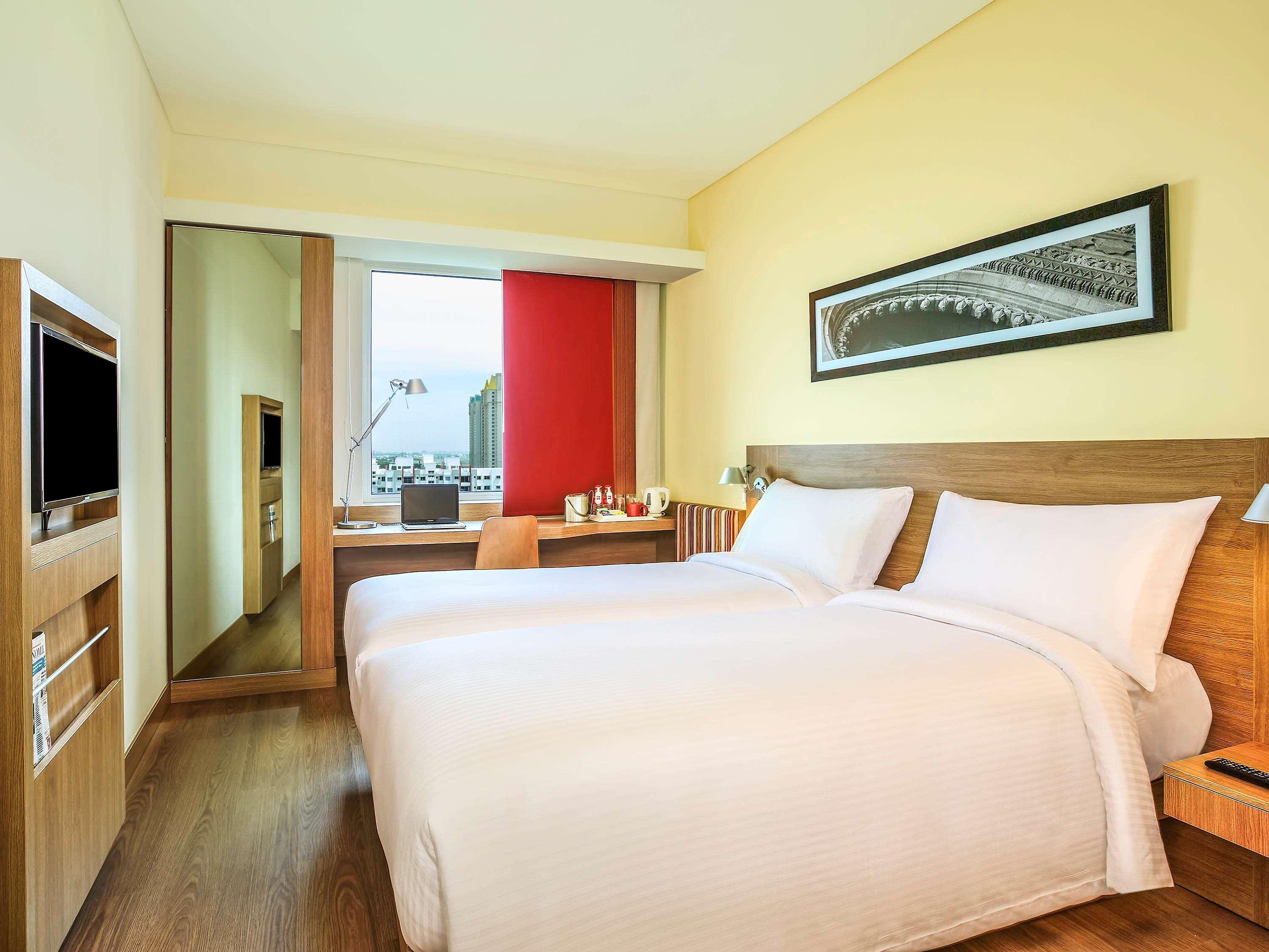 Hotel ibis Chennai Sipcot Exterior foto