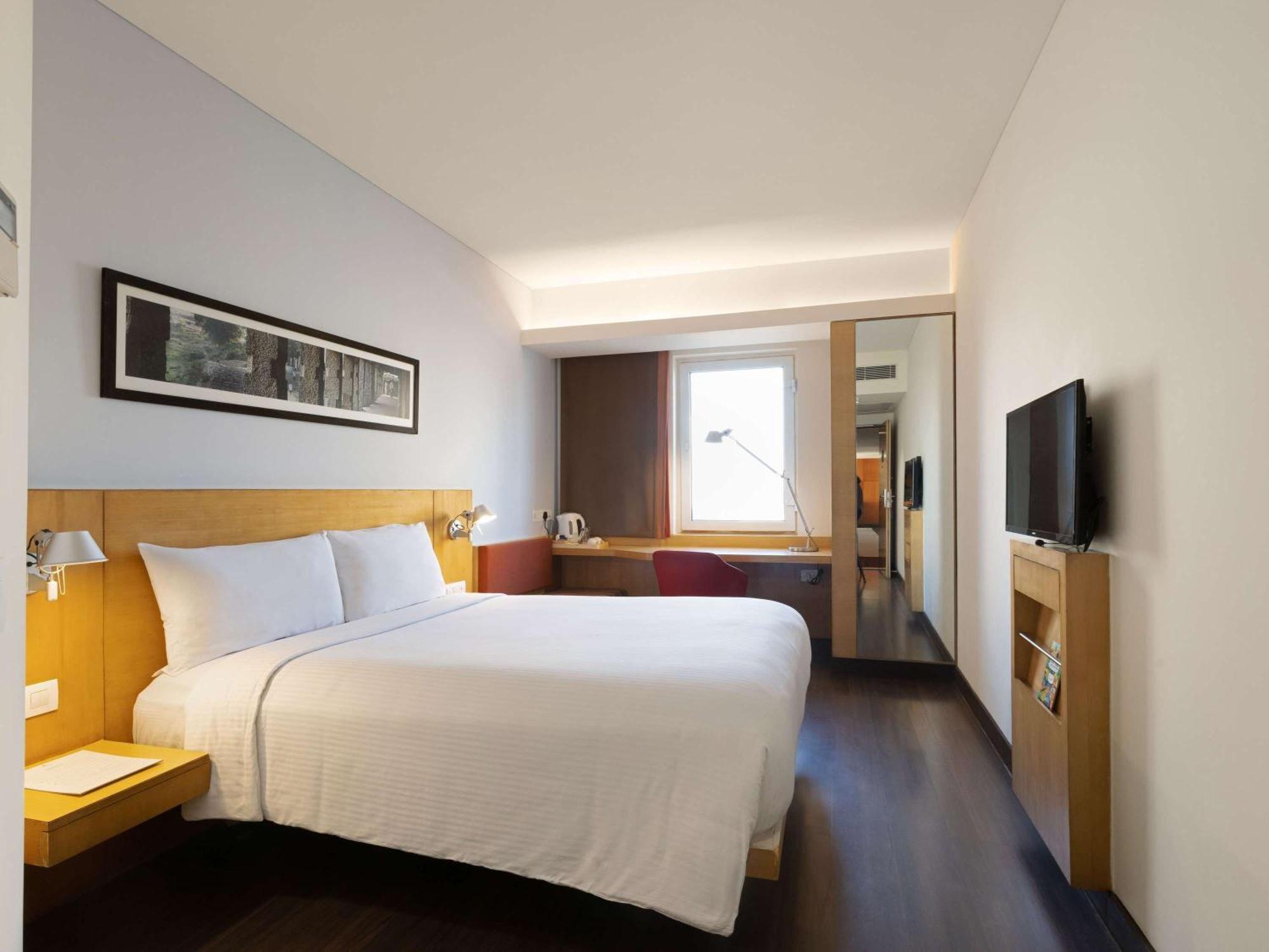 Hotel ibis Chennai Sipcot Exterior foto